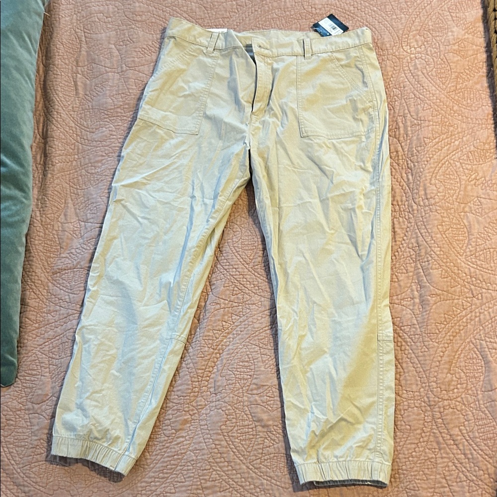 Eddie Bauer Women’s khaki joggers